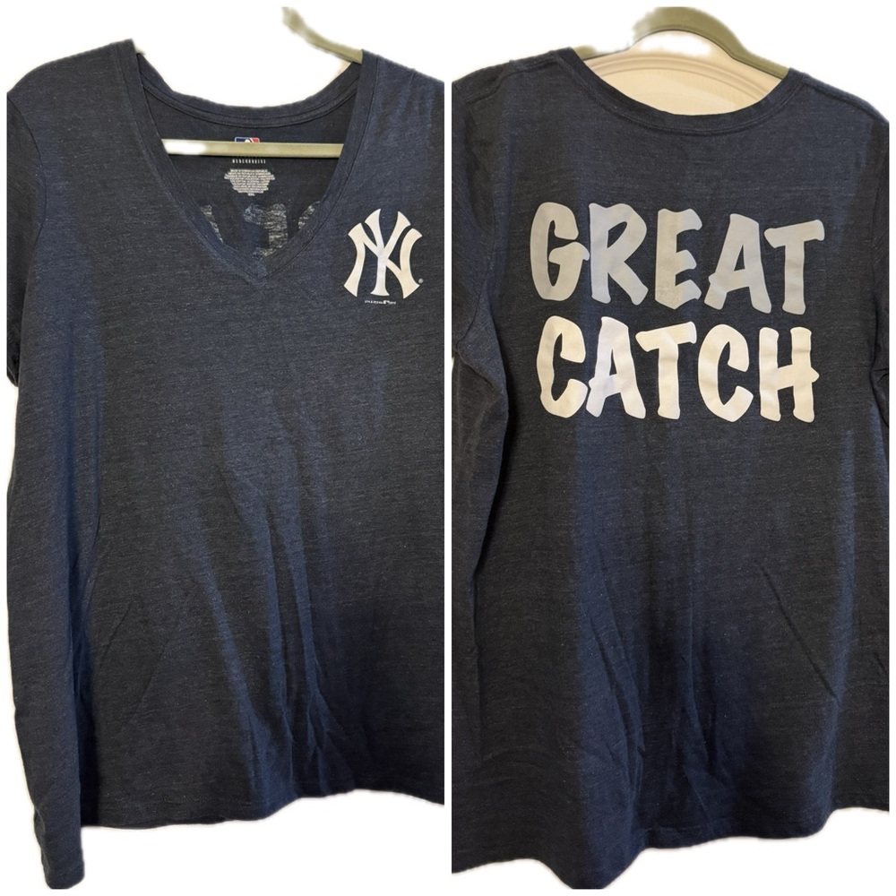 New York Yankees Women's Tee - Navy with White Print